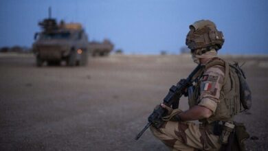 صورة رئاسة الأركان الفرنسية تعلن سحب قواتها من مالي نهاية الصيف