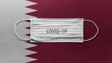 صورة قطر تعيد إلزامية ارتداء الكمامات في الأماكن العامة المغلقة