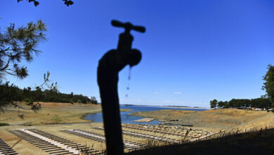 صورة فرنسا تفرض قيودا على استخدام المياه بسبب موجة الحر