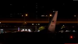 صورة رغم التهديدات الصينية.. طائرة رئيسة مجلس النواب الأميركي تحط في تايوان