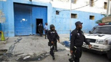 صورة حماقة” حارس تسهل فرار 145 محتجزة بسجن نساء في هايتي