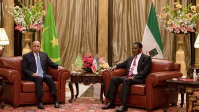 صورة غزواني يصل مالابو ويجري مباحثات مع رئيس جمهورية غينيا الاستوائية