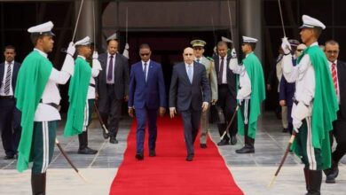 صورة رئيس الجمهورية يتوجه إلى مالابو؛ في زيارة صداقة وعمل لغينيا الاستوائية