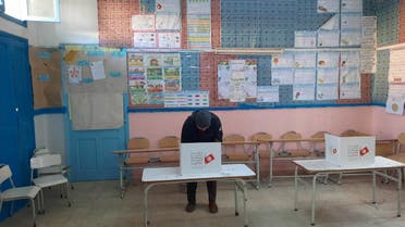 صورة بعد إقبال ضعيف.. ترقب في تونس بشأن نتائج انتخابات البرلمان