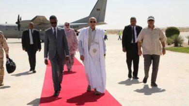 صورة بعد زيارة لمدينة روصو استغرقت 24ساعة…الرئيس يعود إلى العاصمة نواكشوط