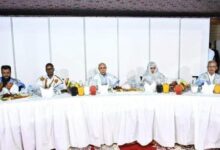 صورة الرئاسة تقيم إفطارا لرؤساء التشكيلات السياسية والأئمة وممثلي هيئات المجتمع المدني