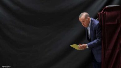 صورة انتخابات تركيا.. أردوغان وكيليتشدار أوغلو يدليان بصوتيهما
