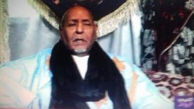 صورة الإعلان في نواكشوط عن وفاة الوجيه ورجل الأعمال المعروف حابه ولد محمد فال