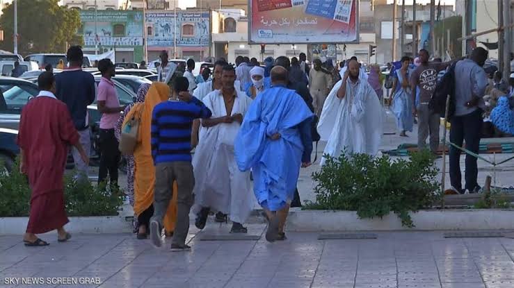 صورة قطع الأنترنت الجوال في موريتانيا ضمن اجراءات أخرى لمواجهة أعمال الشغب والتخريب
