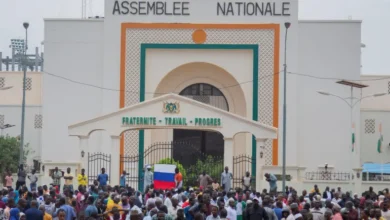 صورة فرنسا تشكك في اكتمال انقلاب النيجر وأميركا تدعم “خفض التصعيد