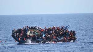 صورة مقتل 11 وفقدان 42 بعد غرق قارب مهاجرين قبالة تونس