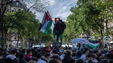 صورة السلطات الفرنسية تلاحق قضائيا المتضامنين مع فلسطين