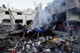 صورة عشرات الشهداء بقصف إسرائيلي والأمم المتحدة: ما يحدث جريمة حرب