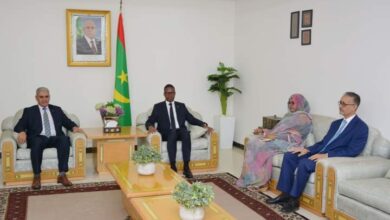 صورة انواكشوط: الوزير الأول يجري مباحثات مع السفير الليبي