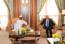 صورة مباحثات خاصة بين رئيس الجمهورية و الرئيس التشادي محمد إدريس دييبي