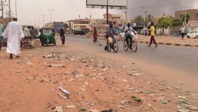 صورة ناقوس الخطر يدق في السودان.. جثث بشوارع أم درمان