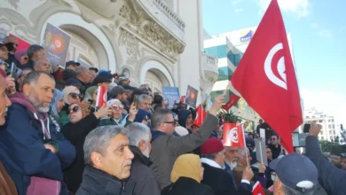 صورة تونس 2023.. اعتقالات واضطراب أمني واقتصادي والهجرة تتصدر