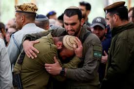 صورة مقتل 21 جنديا من جيش الاحتلال في حصيلة هي الأكبر خلال يوم واحد