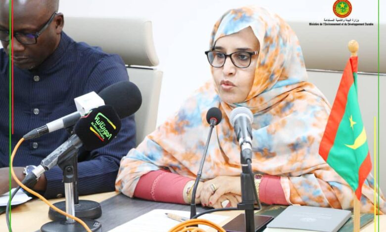 صورة وزيرة البيئة تطلق حملة توعوية للمحافظة على البيئة الشاطئية والتنوع البيولوجي