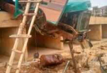 صورة وقوع حادث سير مروع قرب مدينة الغايرة ونجاة السائق ومساعده بأعجوبة