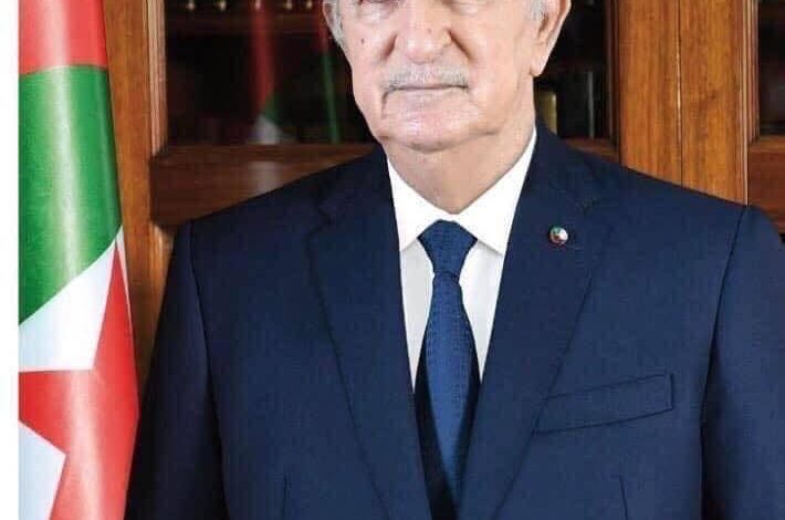 صورة الرئيس الجزائري يقيل رئيس الحكومة في خطوة مفاجئة