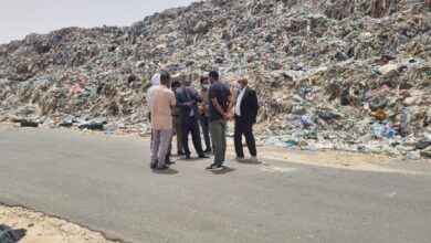 صورة الوزير المنتدب لوزارة الداخلية يتفقد مركز الطمر للنفايات في نواكشوط