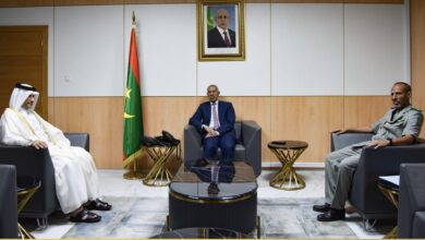 صورة وزير الدفاع يستقبل سفير دولة قطر المعتمد لدي بلادنا