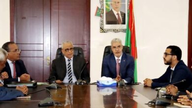 صورة وزير الشؤون الاقتصادية والتنمية يتسلم مهامه من سلفه