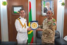 صورة قائد الأركان العامة للجيوش المساعد يستقبل الملحق العسكري التركي الجديد