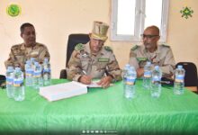 صورة قائد الأركان العامة للجيوش المساعد يشرف على تبادل المهام بالمنطقة العسكرية السابعة