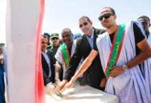 صورة الأمين العام للتآزر يضع حجر الأساس للسكن الاجتماعي بقرية أمريده