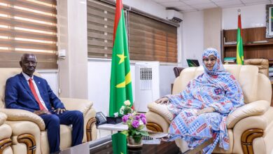 صورة الناها منت مكناس تستلم مهامها رسميا وزيرة للإسكان والعمران والاستصلاح الترابي