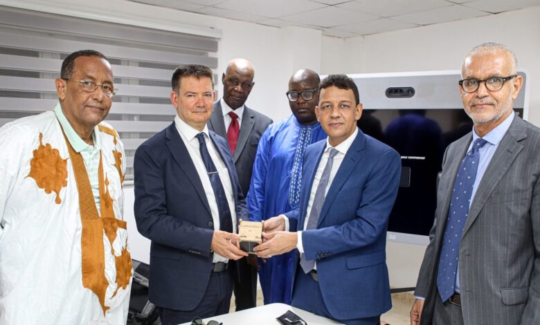 صورة موريتانيا نحو برنامج وطني سيادي الأقمار الصناعية النانوية