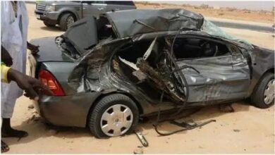 صورة وفاة أربعة أشخاص في حادث سير مروع قرب مدينة نواذيبو