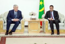 صورة الوزير الأول يستقبل نائب رئيس الوزراء وزير الخارجية الإيطالي