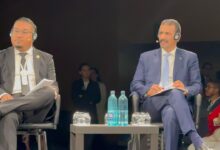 صورة وزير الثقافة يستعرض التجربة الوطنية في ربط الثقافة بالسلام والتعليم خلال ملتقى “موندياكلت 2025” ببرشلونة*