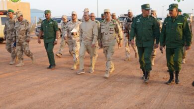 صورة وزير الدفاع رفقة قائد الأركان العامة للجيوش يؤدي زيارة تفقد للكتيبة الموريتانية للقوة المشتركة لمجموعة دول الساحل الخمس