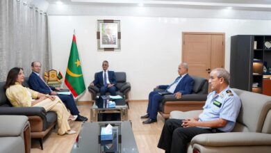 صورة وزير الصيد يستقبل السفير الإسباني ويبحث معه سبل التعاون