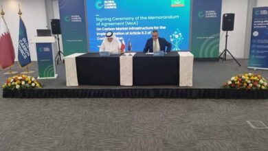 صورة توقيع بروتوكول لتفعيل المنصة الوطنية لسوق الكربون