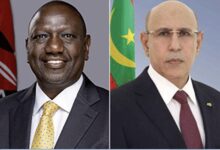 صورة رئيس الجمهورية يعزي نظيره الكيني في وفاة رئيس الوزراء الأسبق رايلا أودينغا