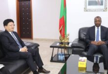 صورة وزير التنمية الحيوانيّة يستقبل السفير الصيني في موريتانيا