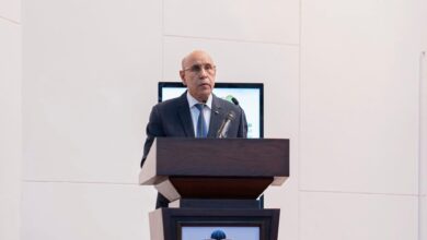 صورة الرئيس الجمهورية لا تنمية مع الفساد.. وسنواصل الحرب عليه دون تهاون