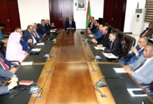 صورة *وزير الشؤون الاقتصادية يؤكد خلال اجتماع بديوانه على الشفافية كمنهج للتسيير ويعلن تفعيل الرقابة الداخلية*