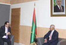 صورة وزير الدفاع يستقبل السفير اليمني