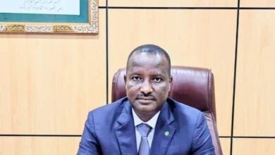 صورة وزير العدل يغادر إلى مصر للمشاركة في اعمال الدورة ال41 لمجلس وزراء العدل العرب