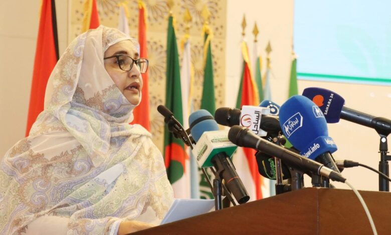 صورة وزيرة البيئة تشرف على انطلاق أعمال الدورة الرابعة للمنتدى العربي للبيئة