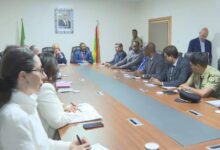 صورة الوزير المنتدب المكلف باللامركزية يعقد جسلة عمل مع وزير الداخلية الإيطالي