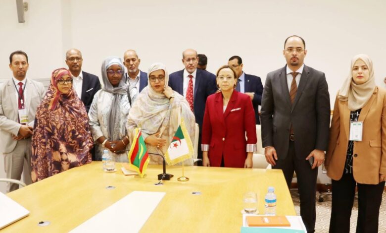 صورة وزيرة البيئة تبحث مع نظيرتها الجزائرية أطر التعاون بين البلدين