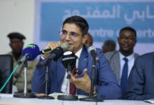 صورة وزير تمكين الشباب يشرف من مقاطعة الميناء على اللقاء الشبابي المفتوح مع شباب ولاية نواكشوط الجنوبية