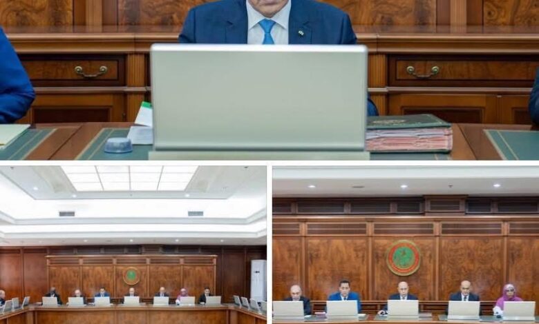 صورة مجلس الوزراء يجري تعيينات واسعة في عدد من القطاعات الحكومية